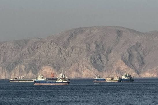 Iran and Oman Near Maritime Traffic Deal for Strait of Hormuz Amid Rising Tensions